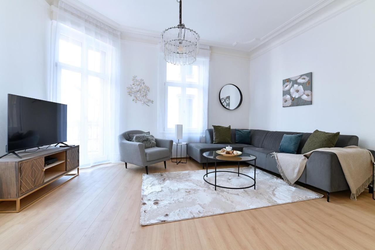 At Home In Colmar - City Center Екстериор снимка